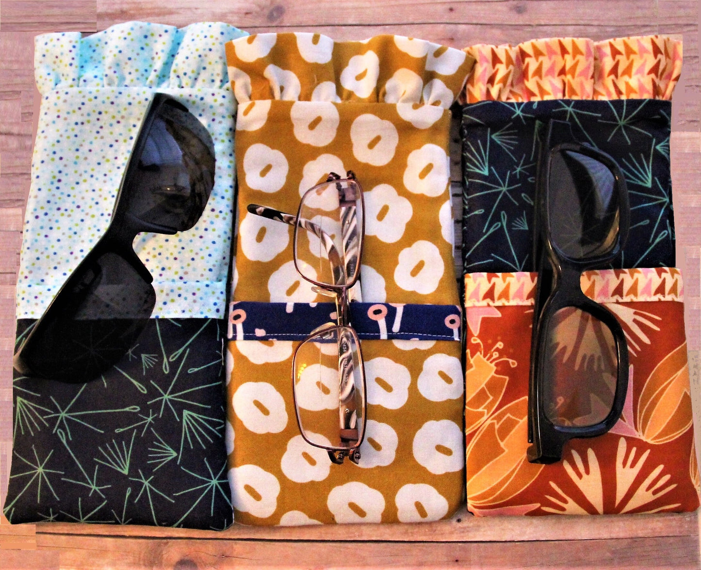 Stylish Glasses Case PDF Sewing Pattern INSTANT DOWNLOAD for Case with Ruffled Trim, Reversible, Quilted-Also Great for Rotary Cutters