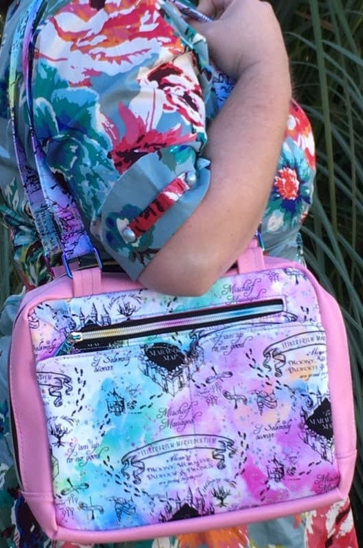 4GIRLSDESIGNS PDF Sewing Pattern and Video Tutorial available: THE Organizer Cross Body Travel Bag in 2 sizes. 26 Pockets in Large